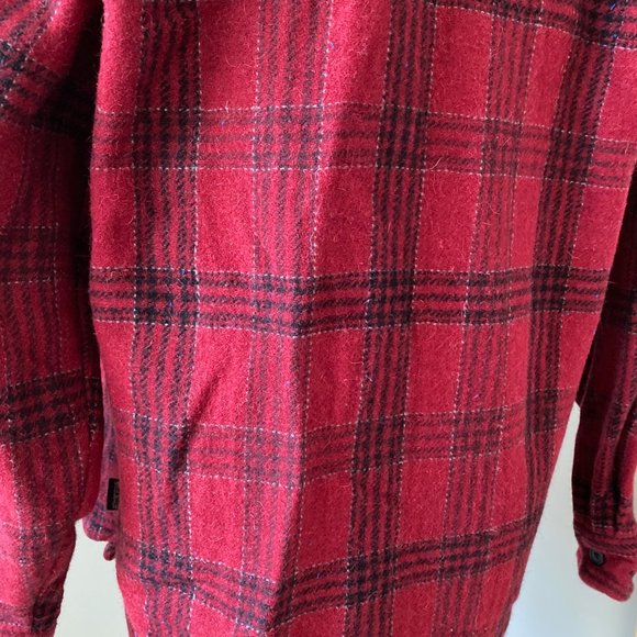 Woolrich Red Plaid Jacket with Zipper (Large) - Picture 12 of 15